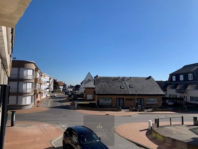 Te renoveren appartement met één slaapkamer op 20m van zee te Westende. foto 9