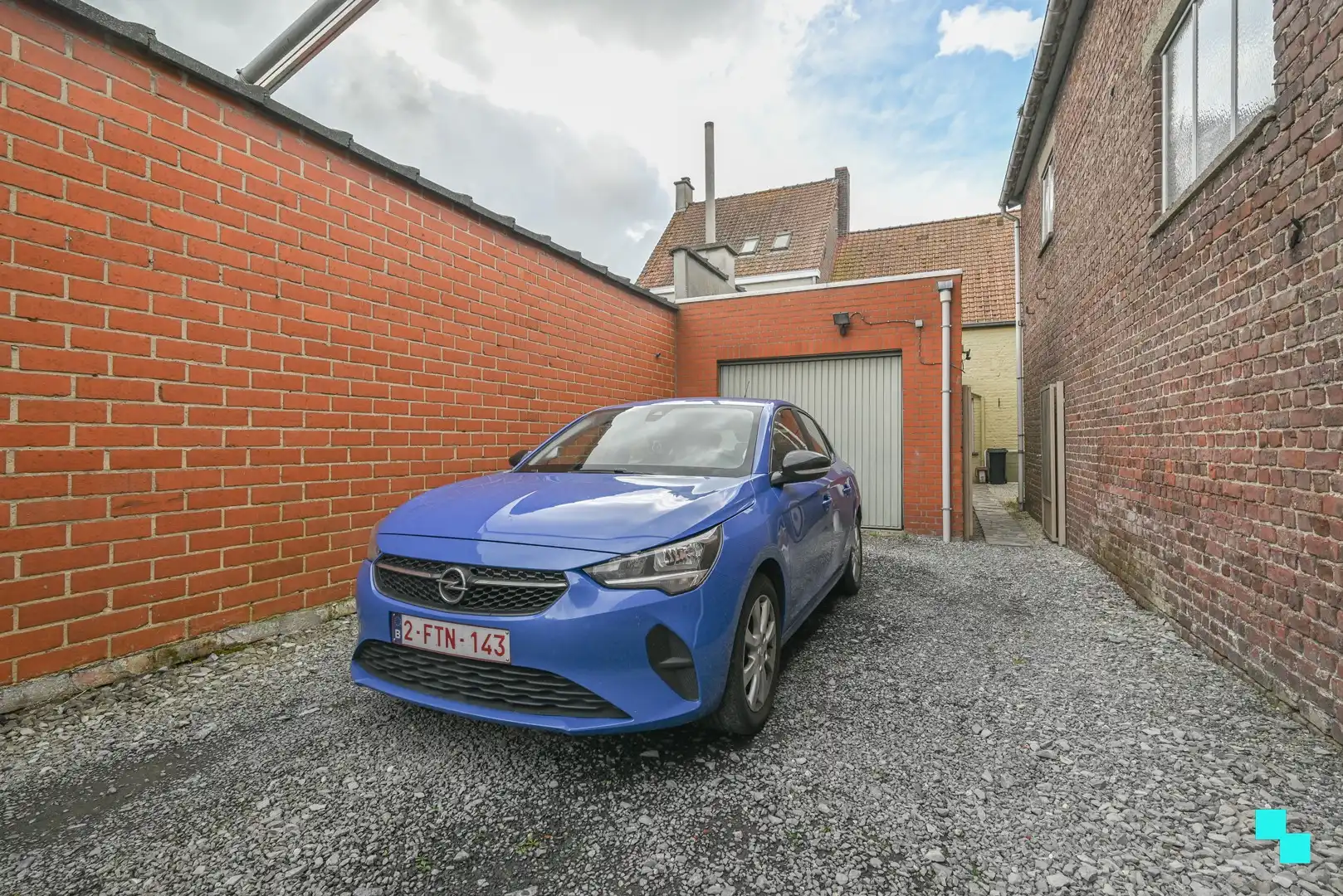 Gelijkvloerse woning met uitweg achteraan in Wielsbeke foto 13