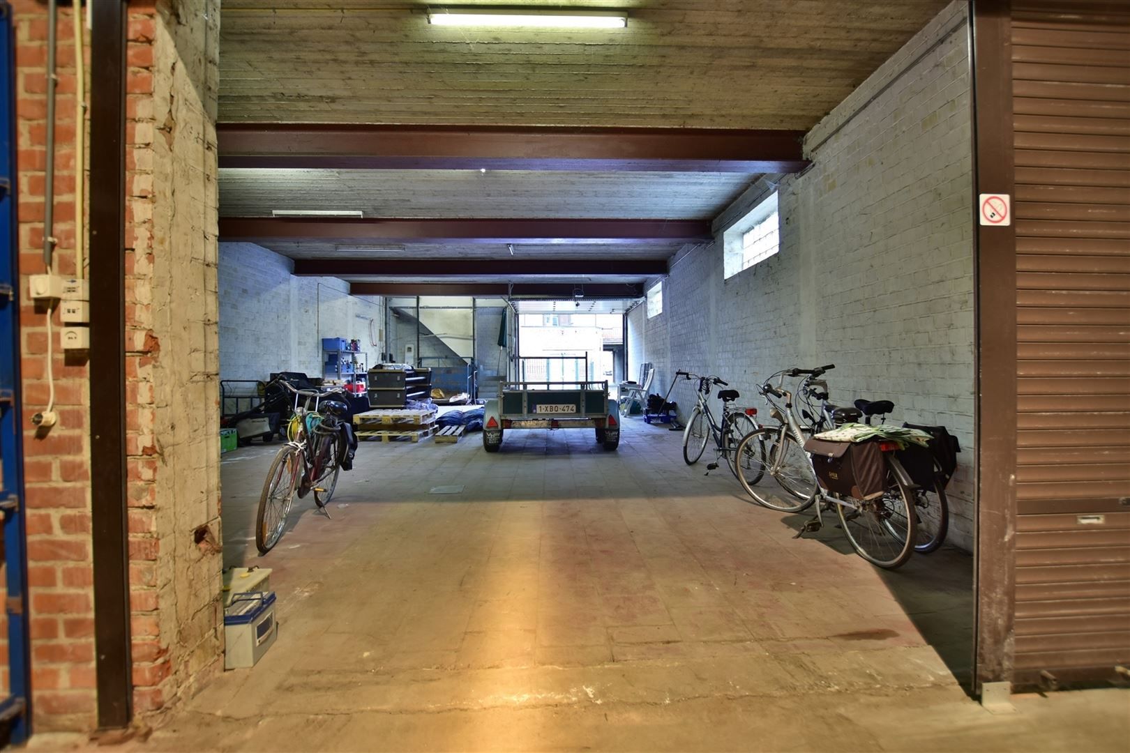 Ruime loodsen met sectionale poort te Dendermonde foto 12