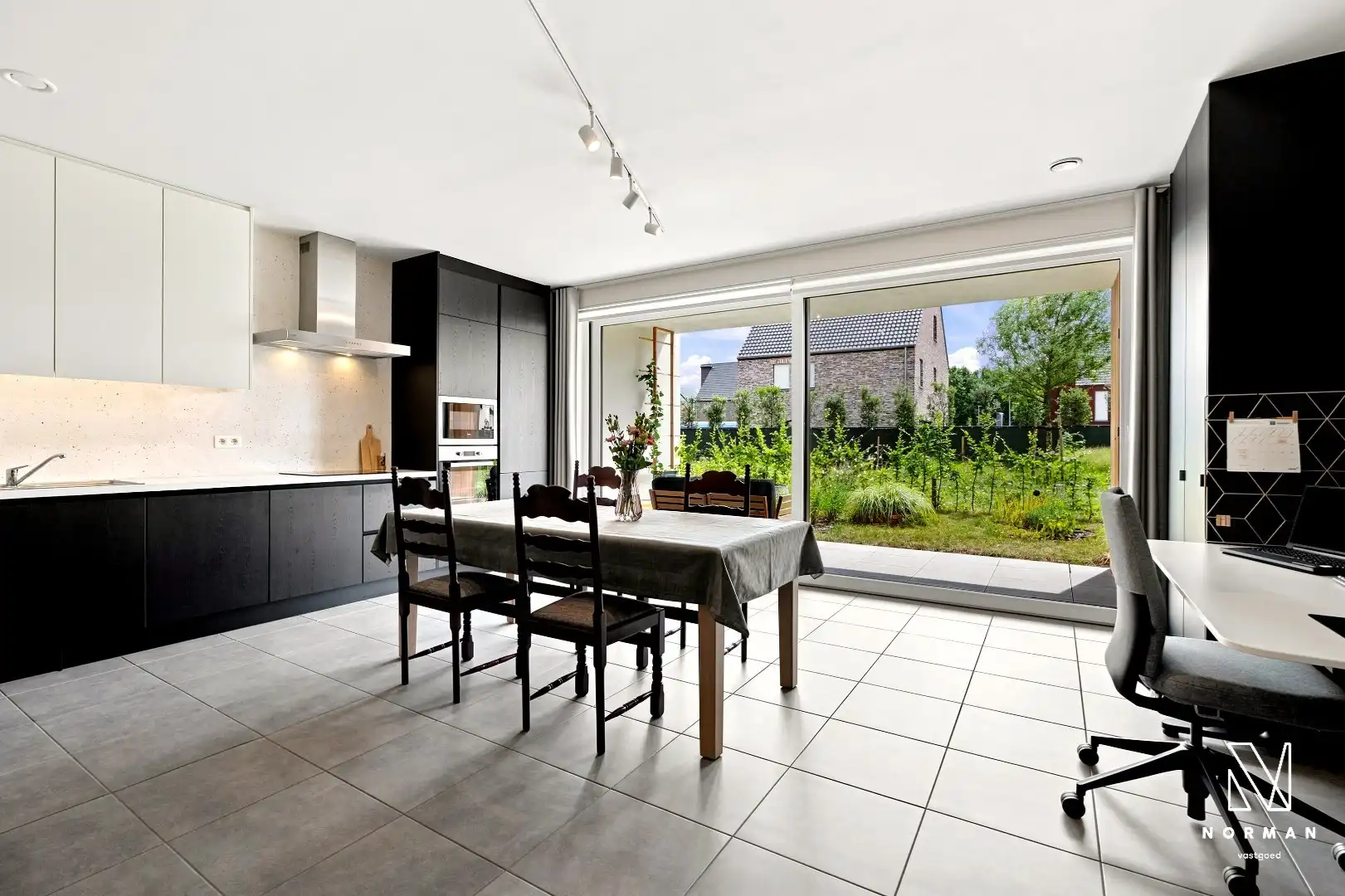 Recent gelijkvloers appartement met 1 slk, tuin en ondergrondse staanplaats te koop in Harelbeke foto 7