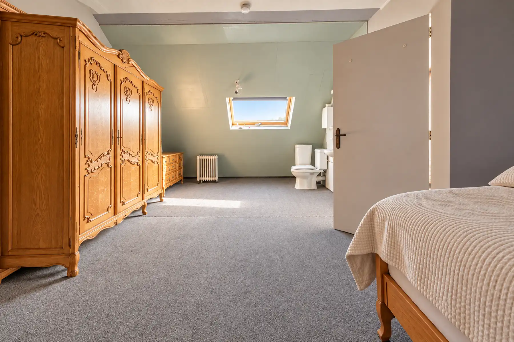 Halfopen bebouwing met potentieel op toplocatie in Lokeren foto 11