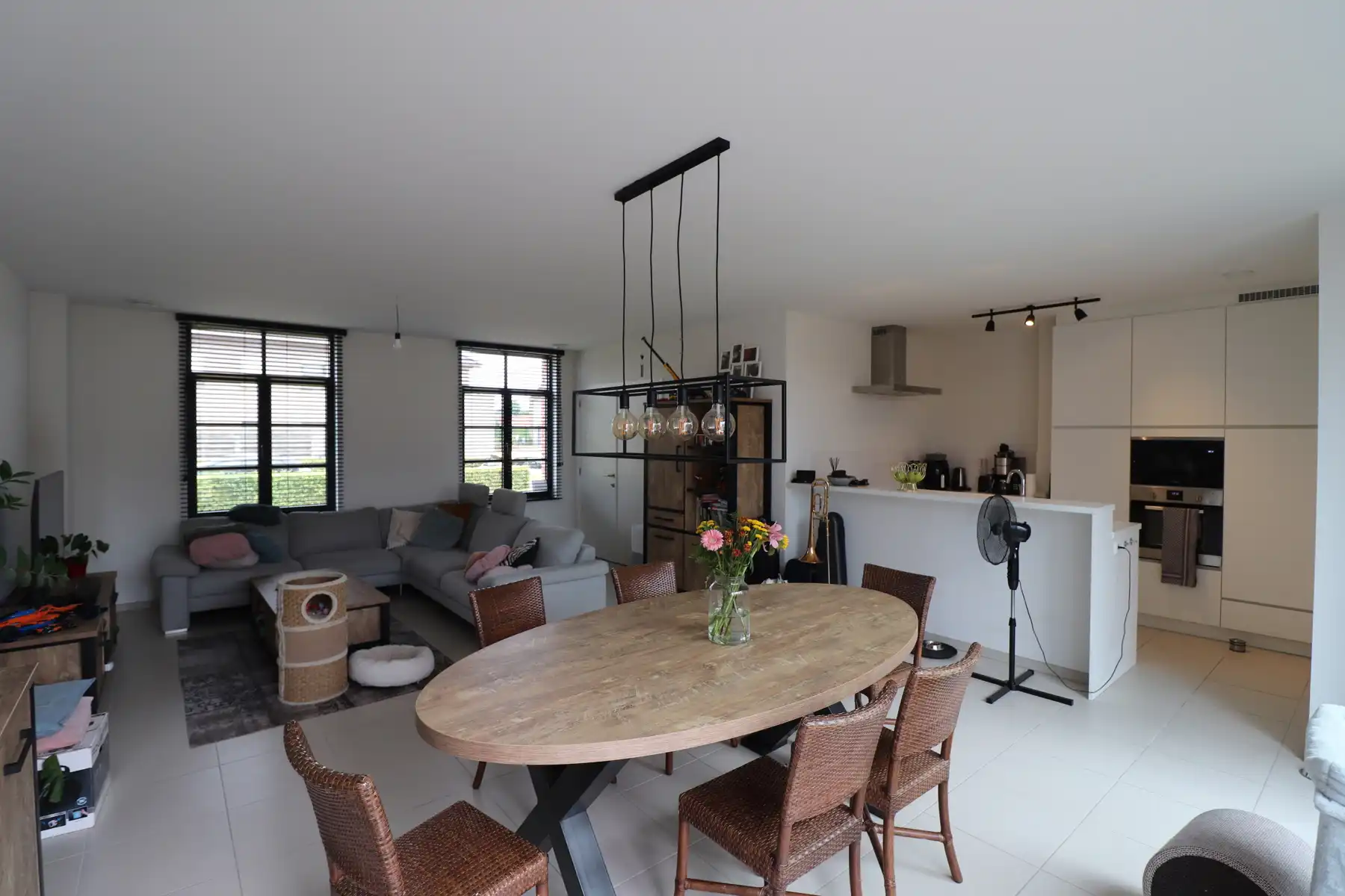 Energiezuinige woning met 3 slaapkamers, garage en autostaanplaats. foto 3