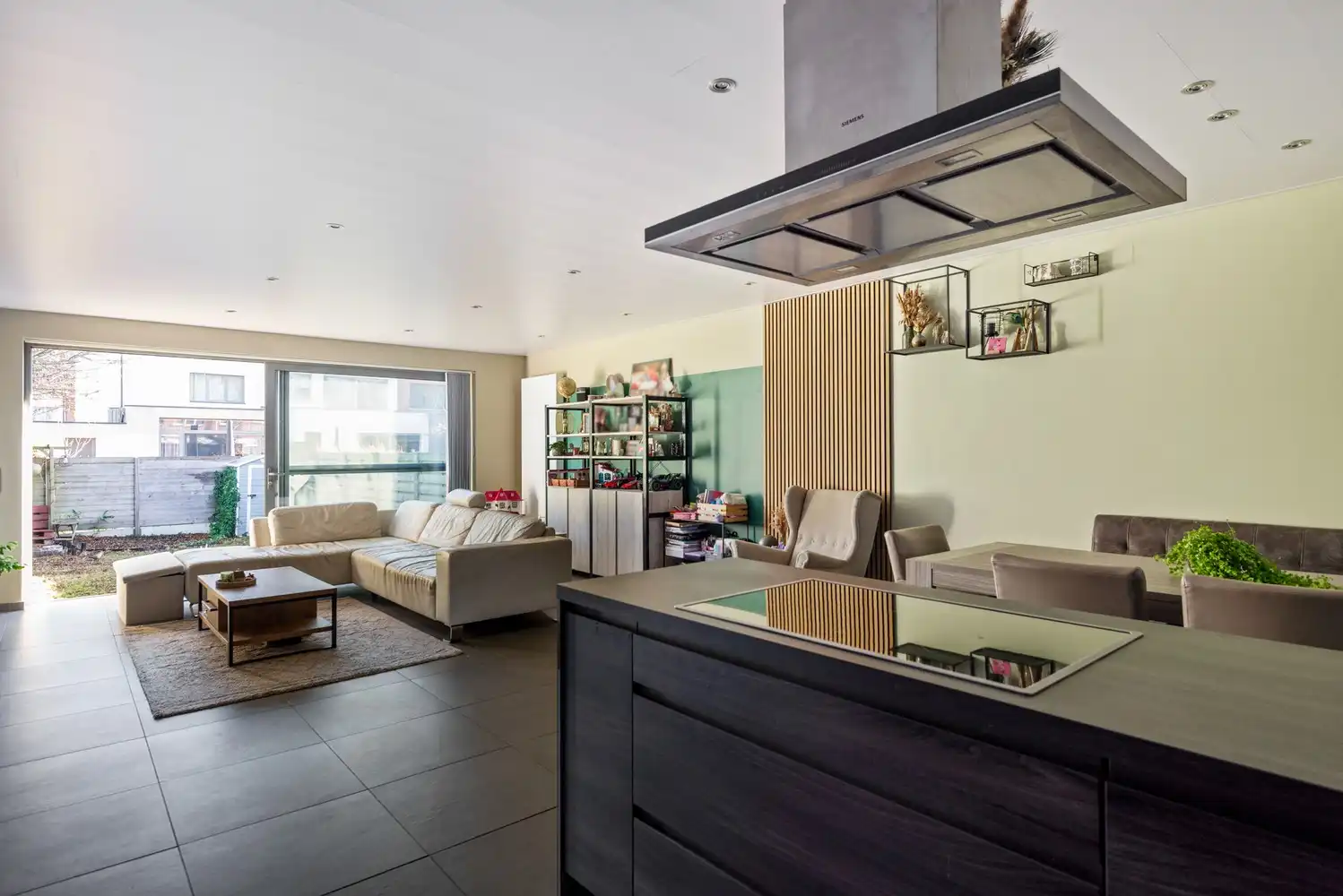 Gerenoveerde woning met drie slaapkamers op uitstekende locatie in Kontich foto 3