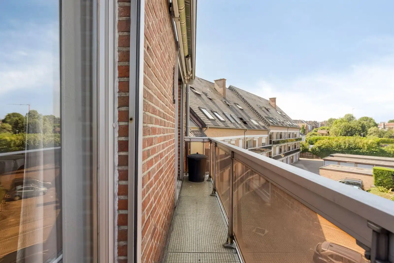 Groot 2-kamer appartement van 105 m² foto 22