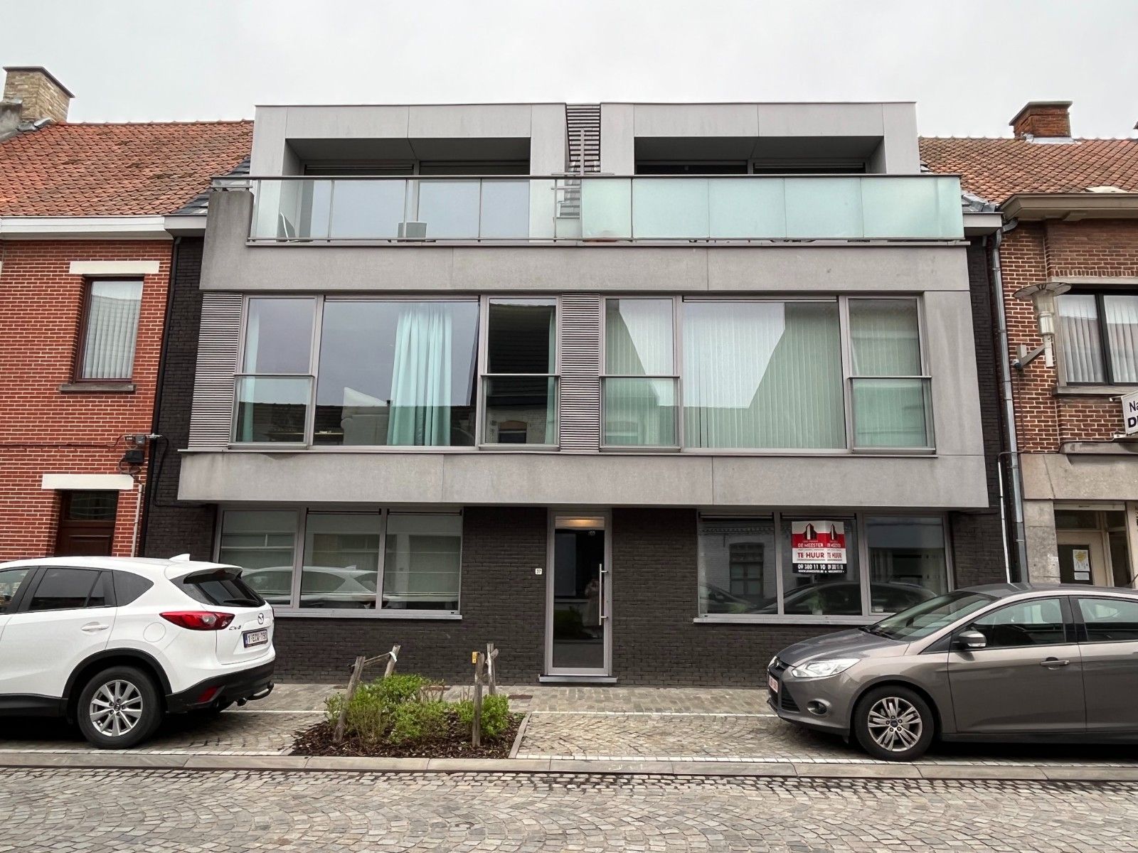 Modern 2-slaapkamerappartement nabij centrum foto 2