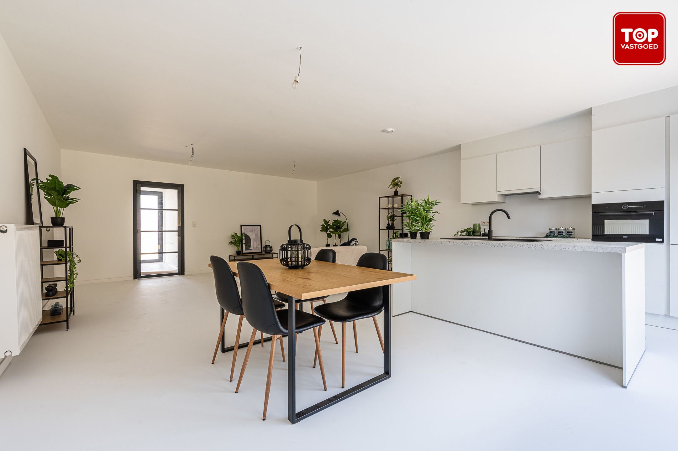 Lichtrijke nieuwbouwwoning met 3 slaapkamers en gezellige tuin foto 10