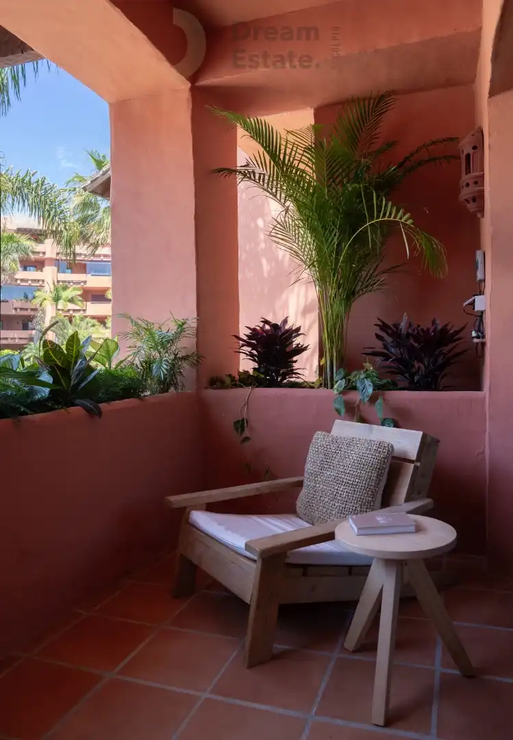 Schitterend luxe appartement aan het strand en restaurant Tikitano, Estepona. foto 10