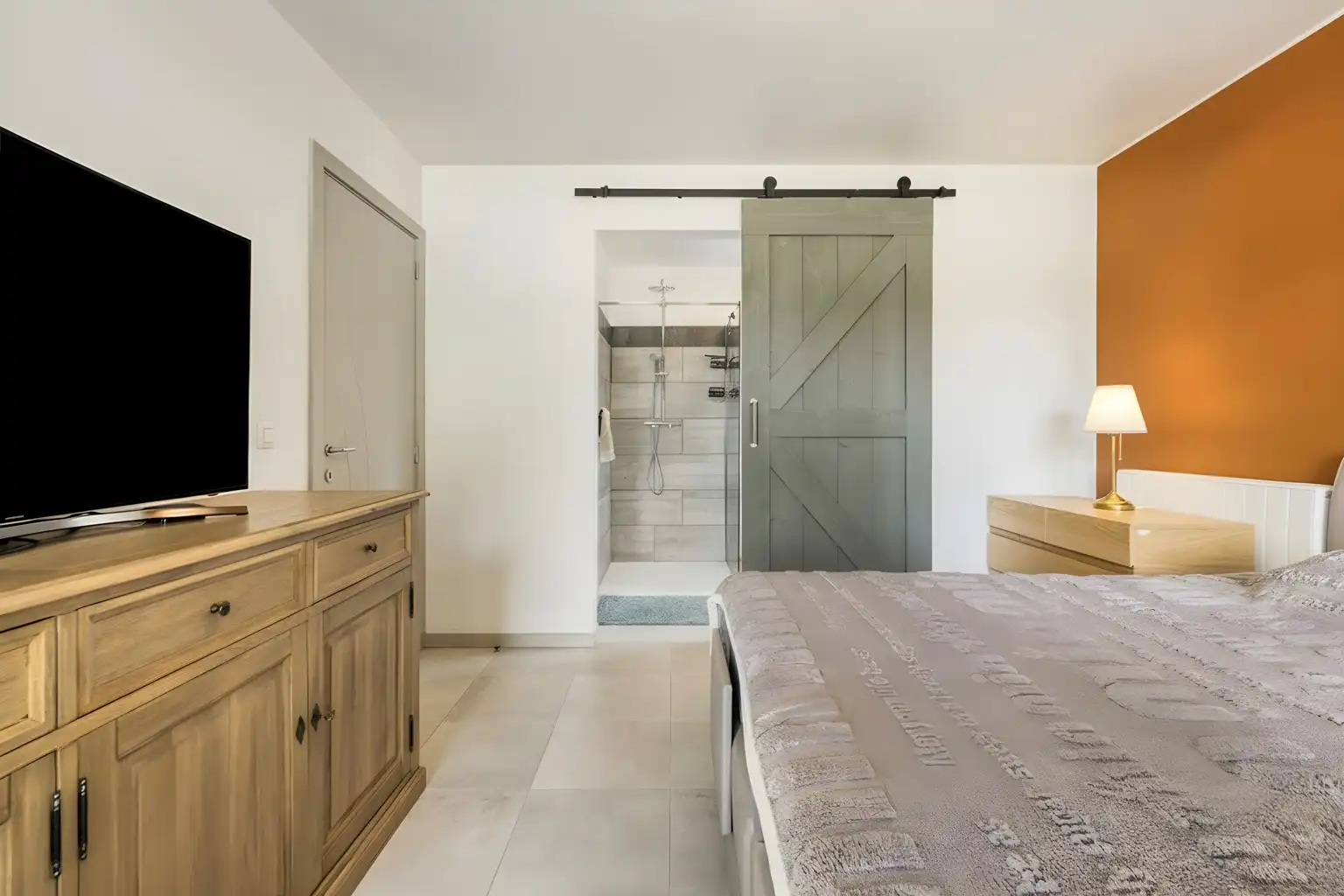 Mooie, recente woonst met tuin op een rustige locatie  foto 12