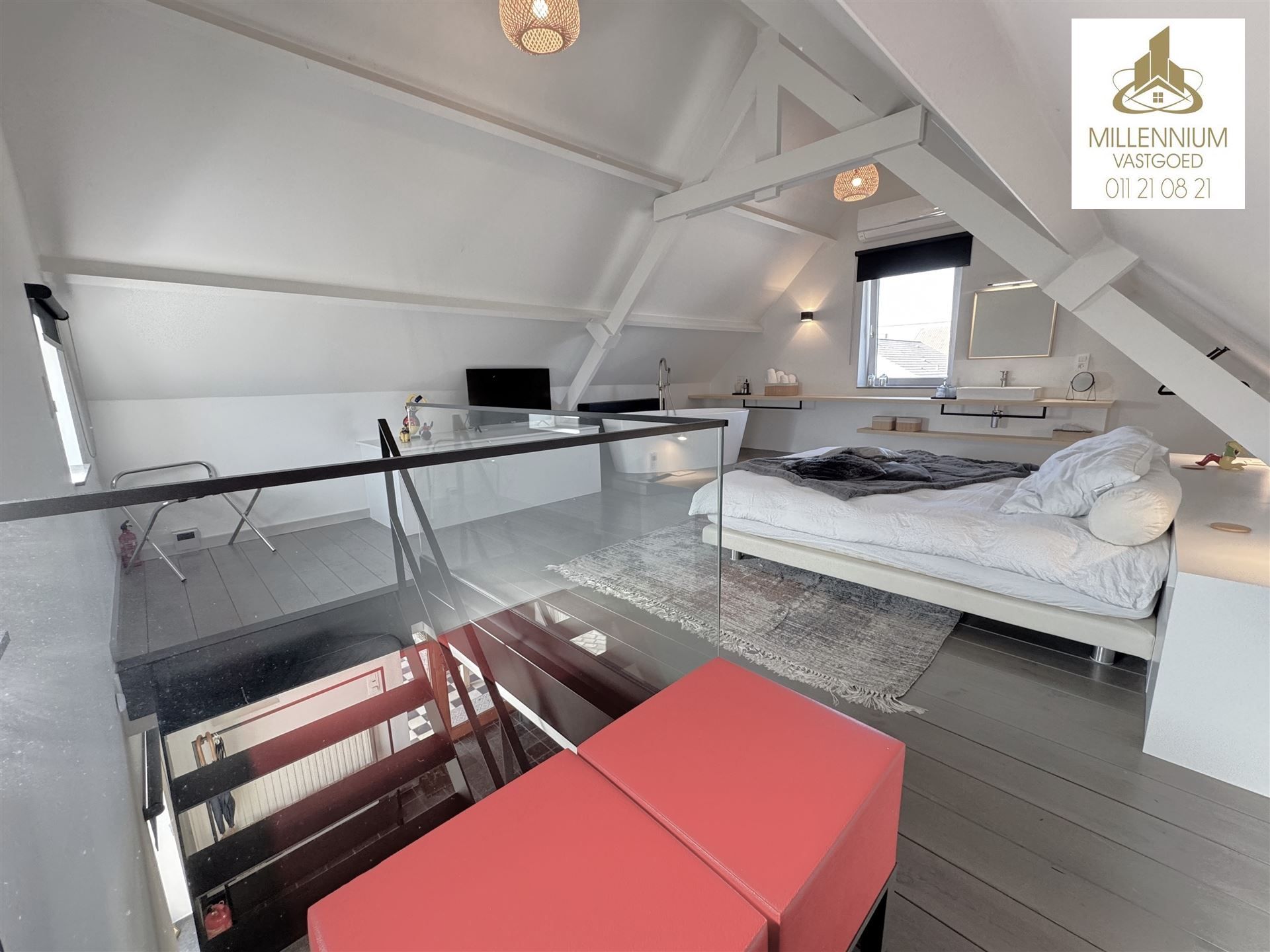 Ruime 5-SLK Woning met bijwoning foto 9