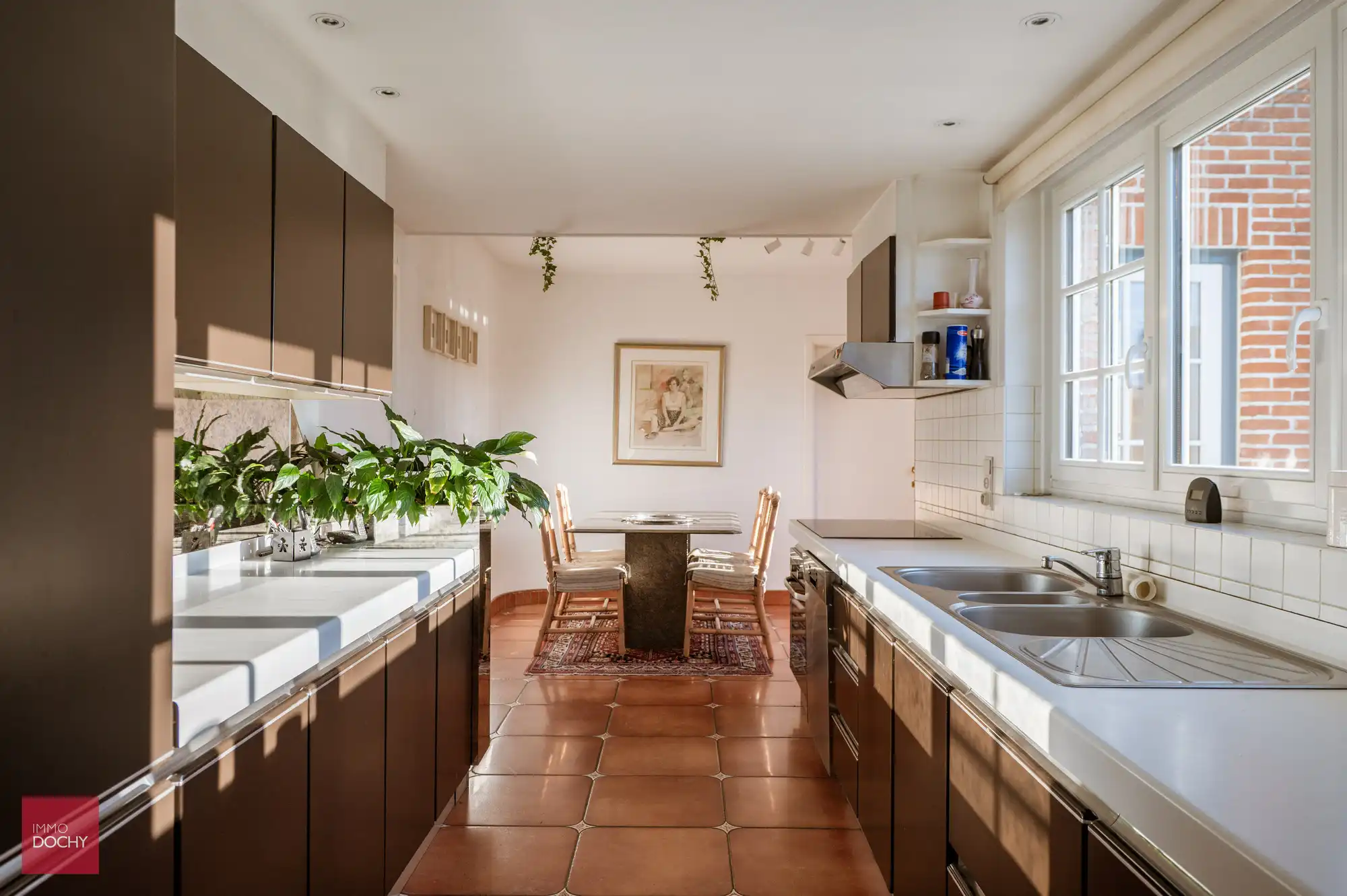 Zeer rustig en residentieel gelegen verzorgde villa foto 12