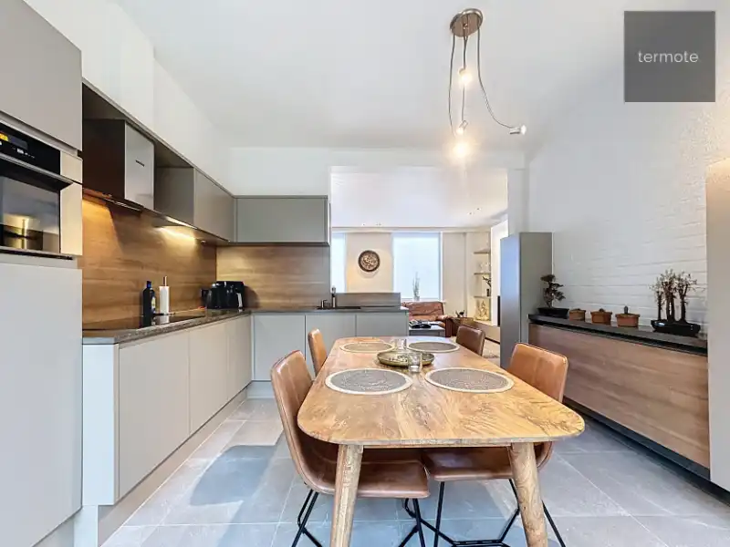 woning met magazijn foto 23