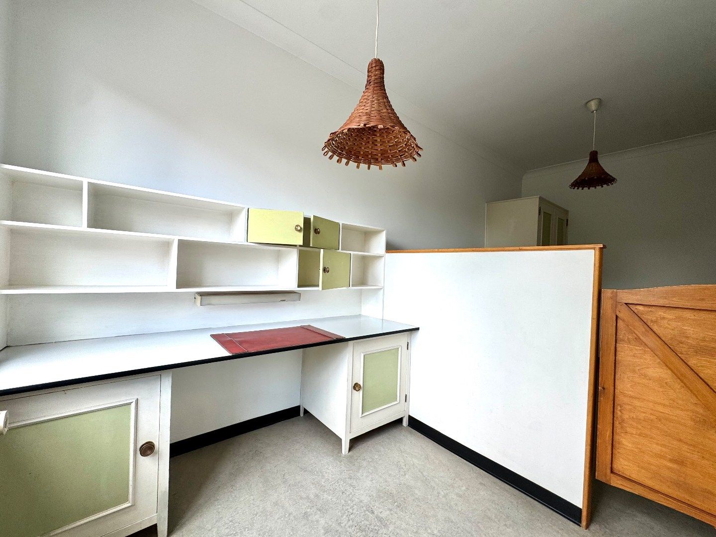 Centraal gelegen woning met 3 slaapkamers, garage.  foto 13