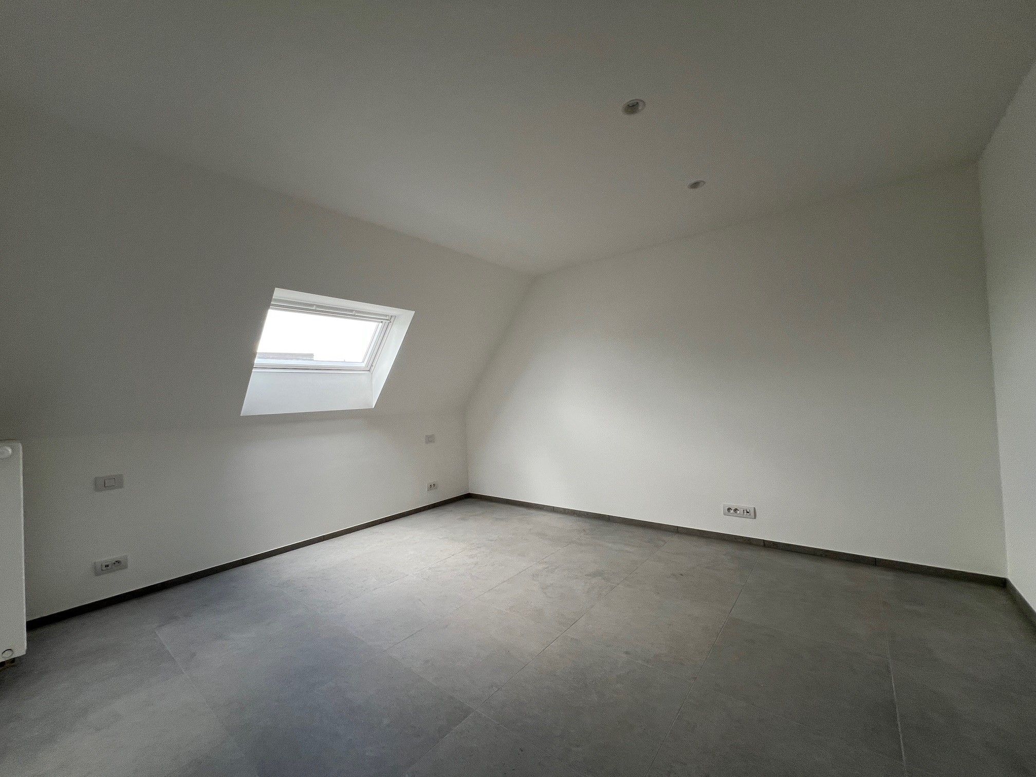 Nieuwbouwwoning met 4 slaapkamers en garage foto 5