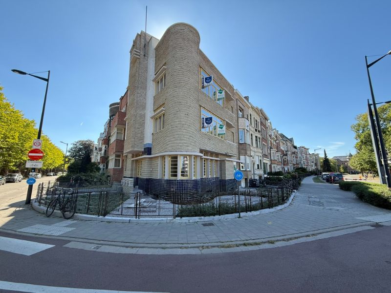 Unieke gerenoveerde appartementen in beschermd monument – Miljoenenkwartier Gent foto {{pictureIndex}}