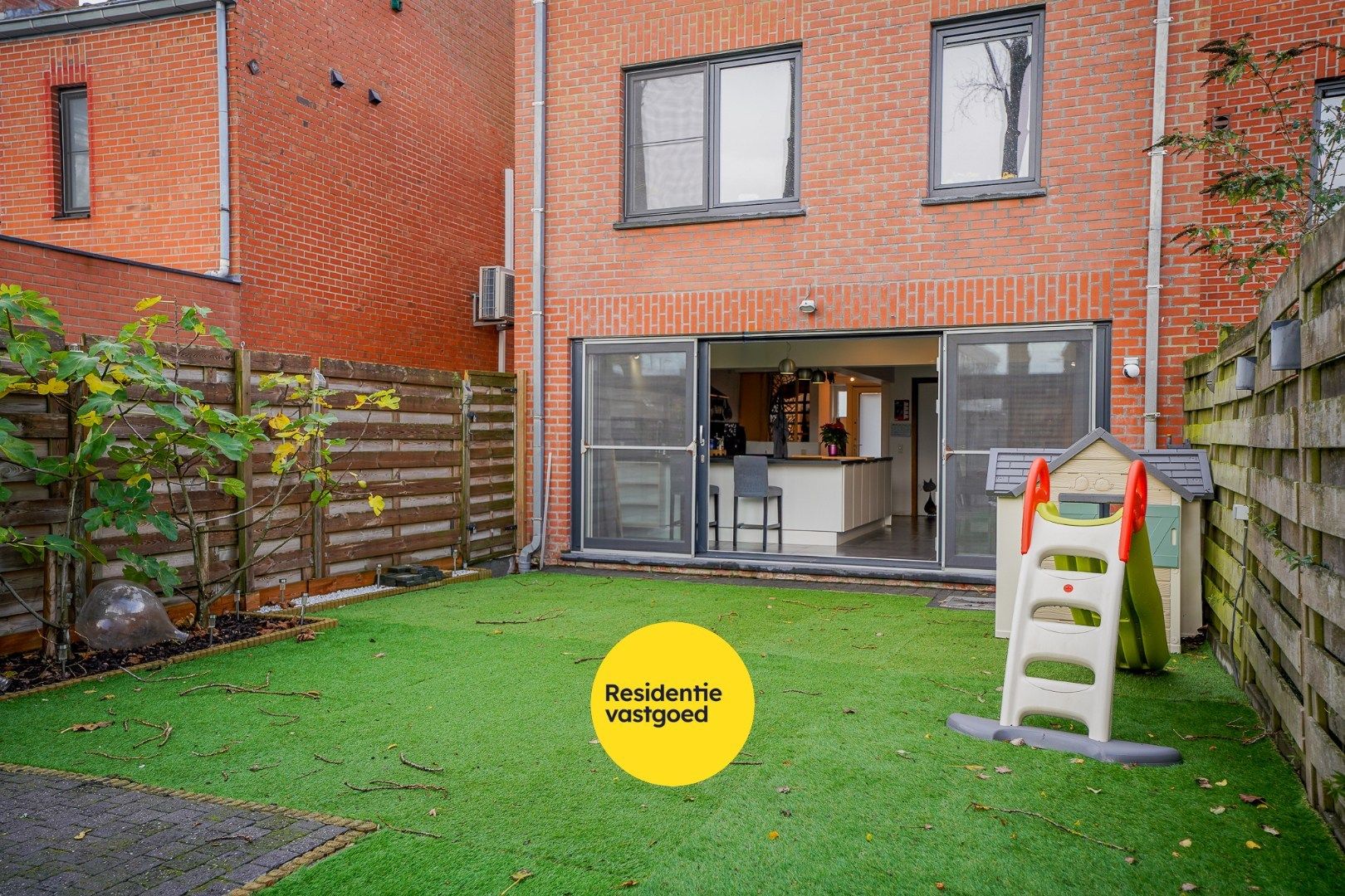 Instapklare, energiezuinige gezinswoning met 4 slpks in Sint-Pieters foto 6