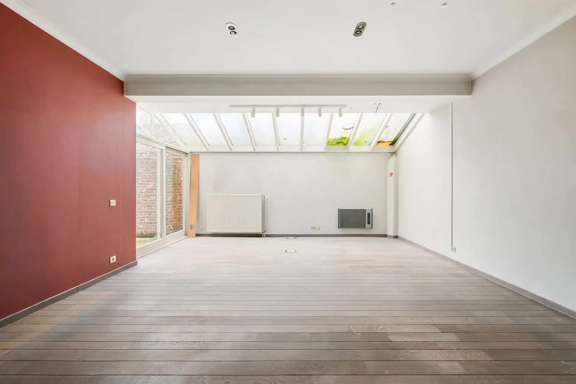 Topgelegen mogelijks groot appartement met veel potentieel! foto 5