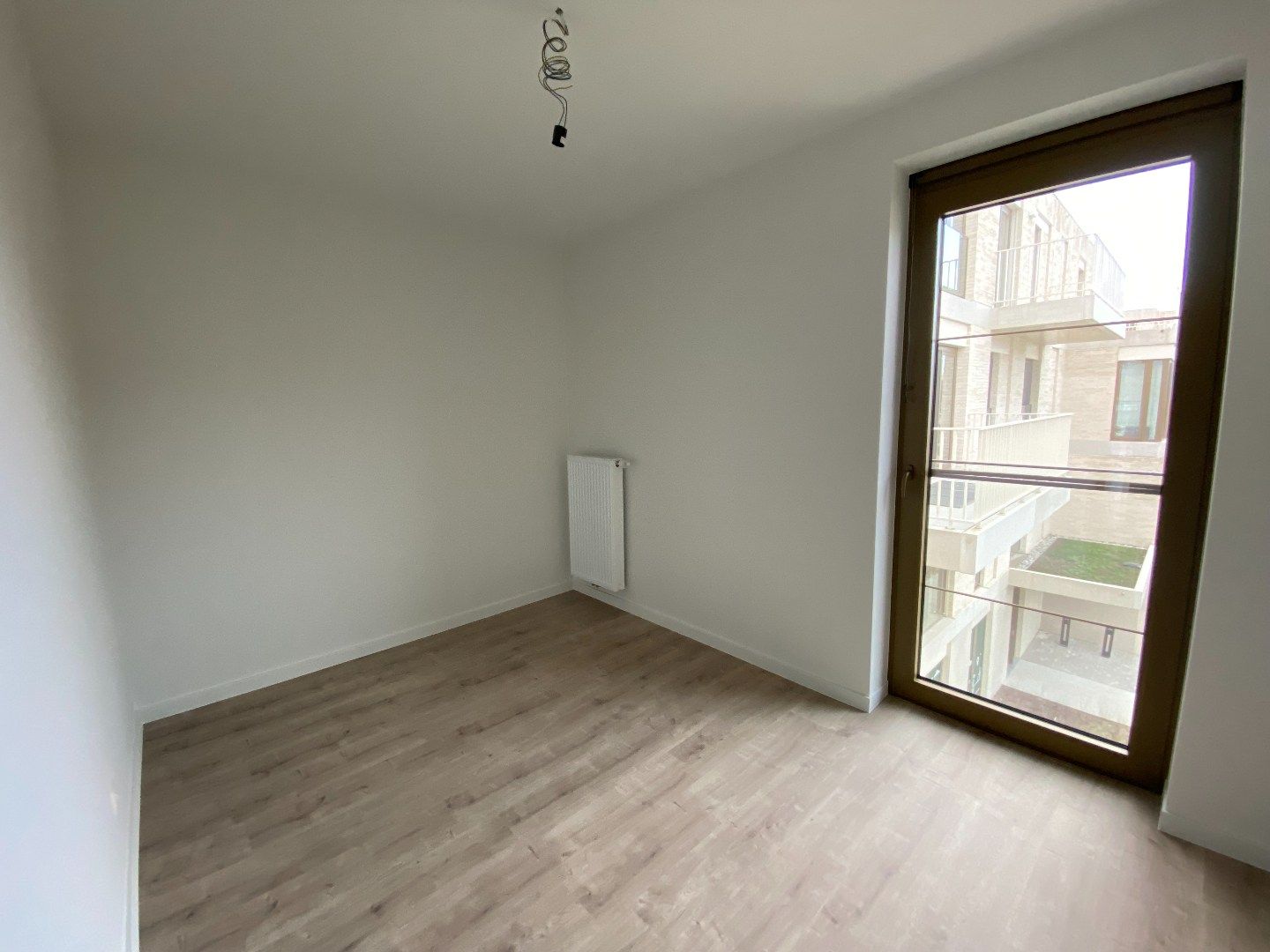 Recent appartement met 2 slaapkamers en ruim terras nabij Brugge  foto 6