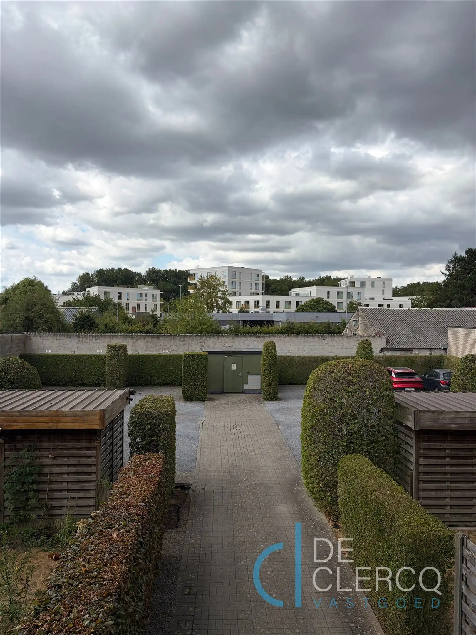 Tweeslaapkamer appartement met autostaanplaats te huur Gent! foto 11