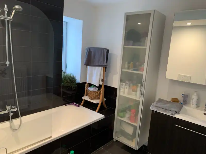 --- NIEUW --- Instapklaar appartement (128m²) met ruim terras. foto 5