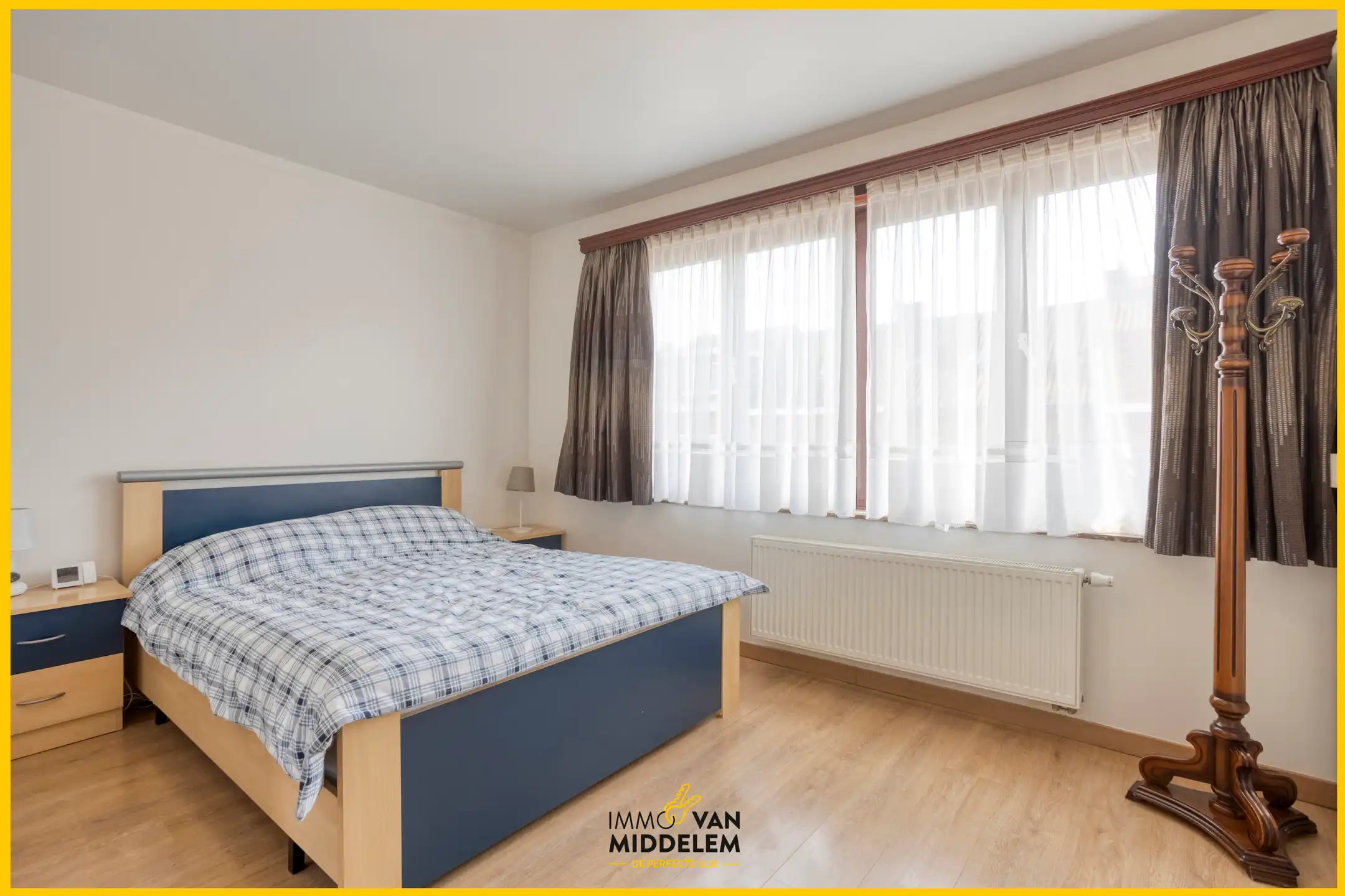 GERENOVEERDE BEL-ÉTAGE MET 3 SLAAPKAMERS EN TUIN foto 8