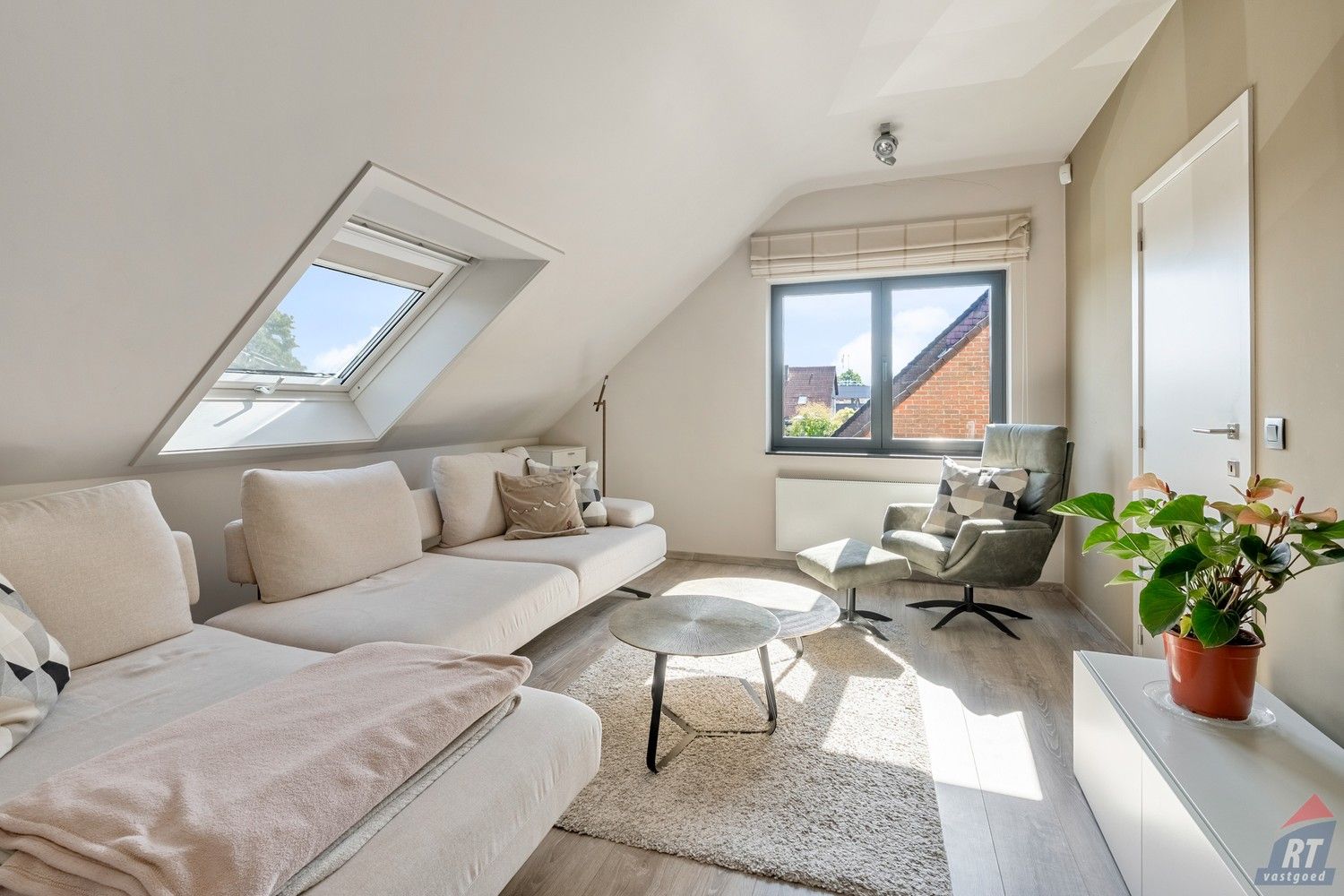 Uitzonderlijk ruime villa op een absolute toplocatie in het stadscentrum van Sint-Truiden foto 21