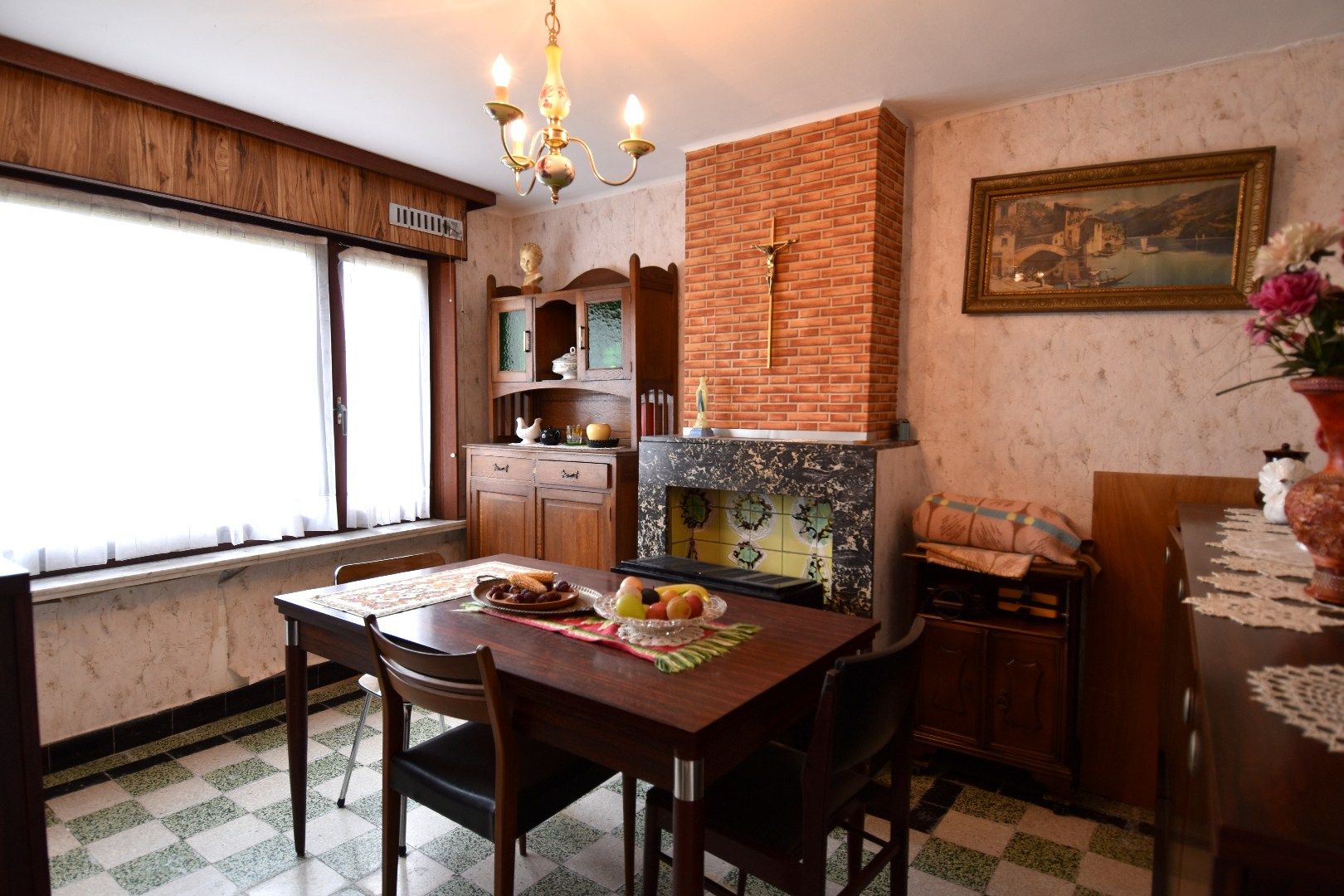 Te renoveren alleenstaande woning met prachtig landelijk vergezicht foto 7