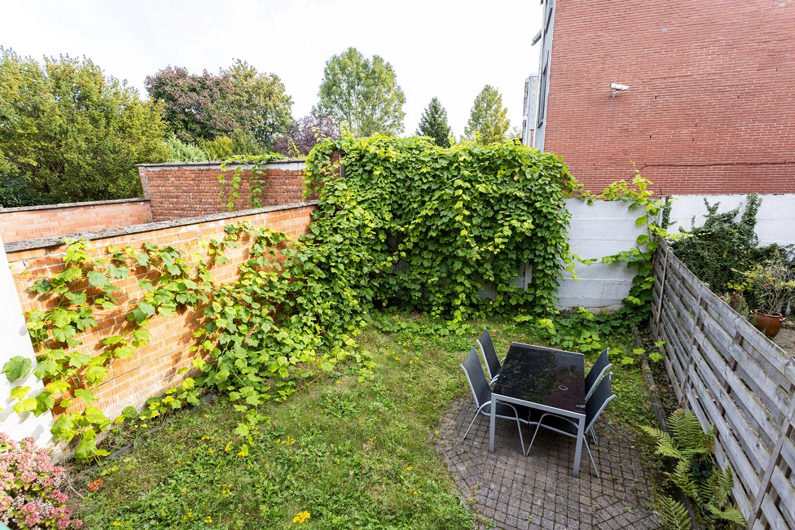 Riante bel-étagewoning met 3 slpk, garage en tuin! foto 11