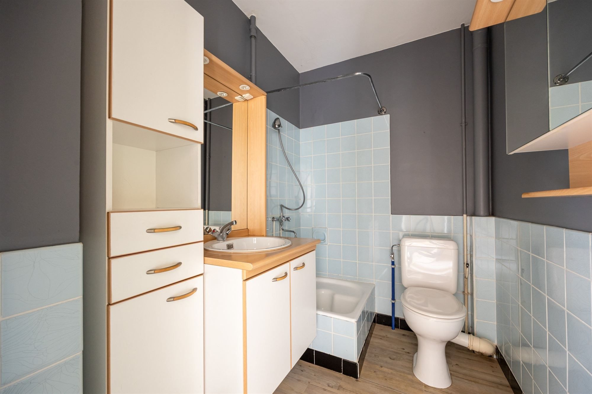 Op te frissen appartement met zuidgericht terras foto 10