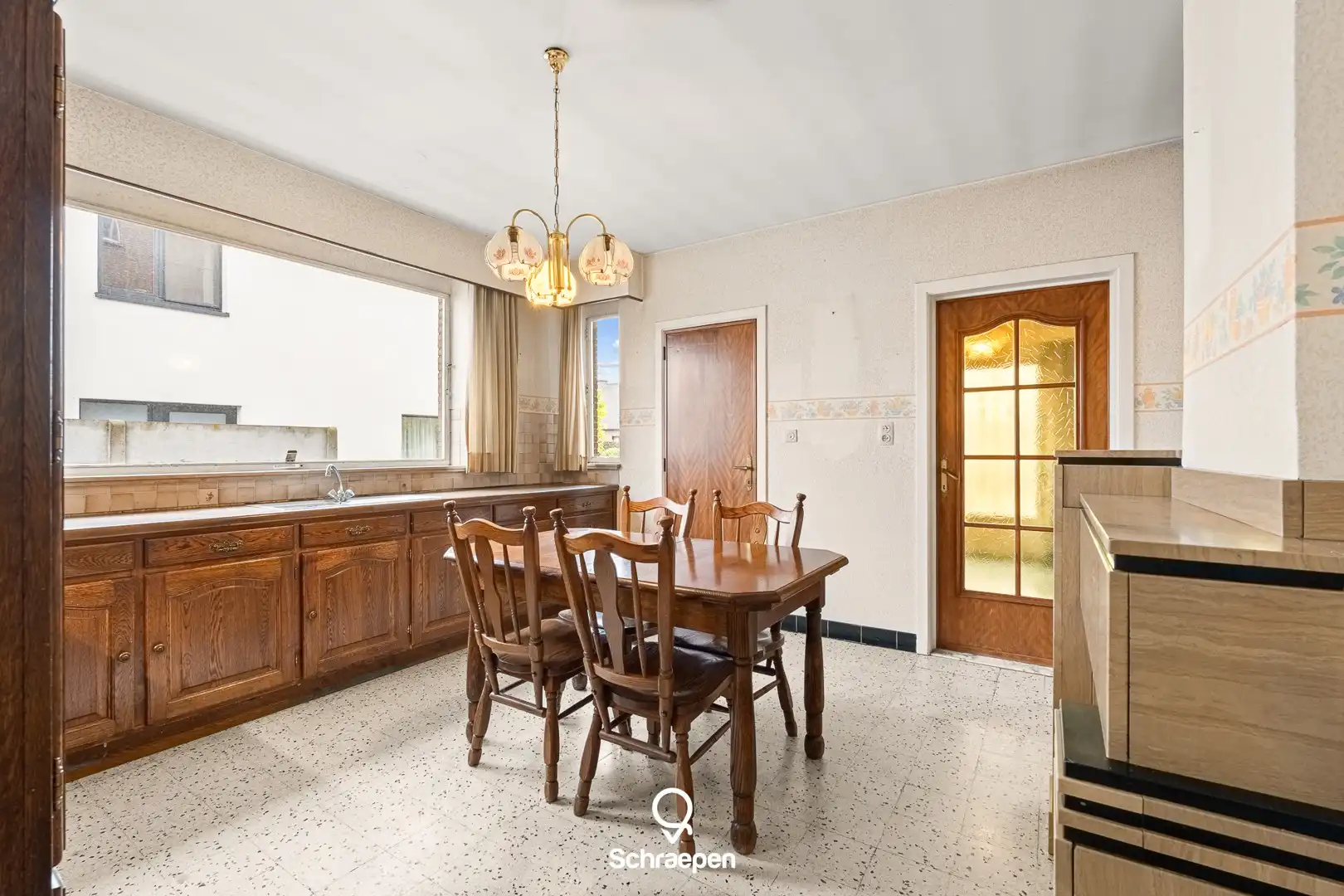 Te renoveren gezinswoning (281 m²) met 3 slpks op een perceel van circa 12,5 are te Zonhoven! foto 7