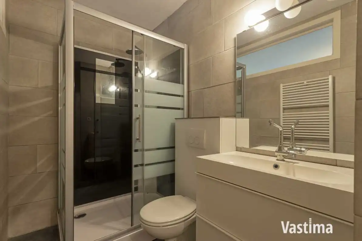 Vergunde opbrengsteigendom met 3 verhuurde appartementen foto 9