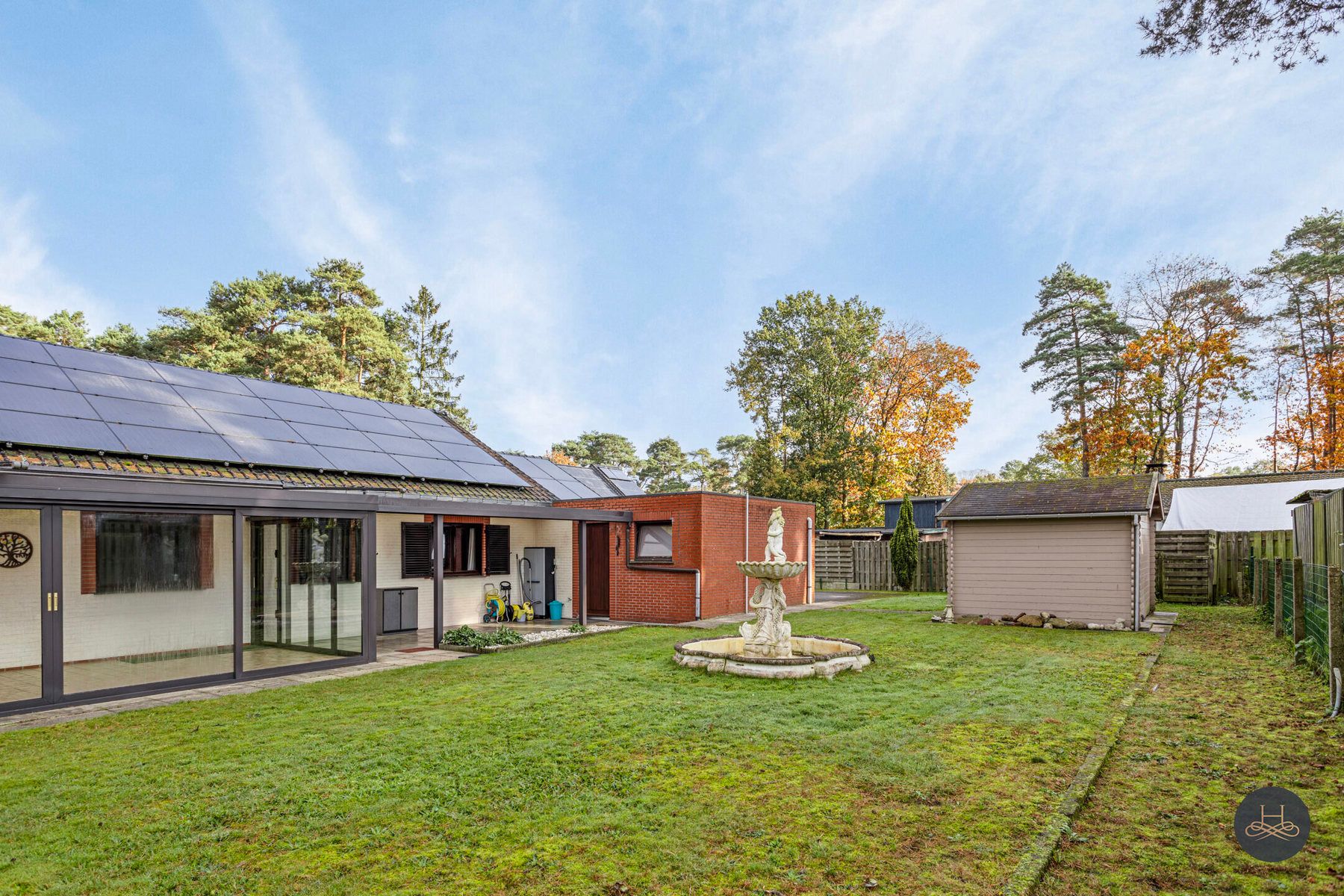 Gelijkvloerse rustig gelegen woning in een oase van groen foto 27