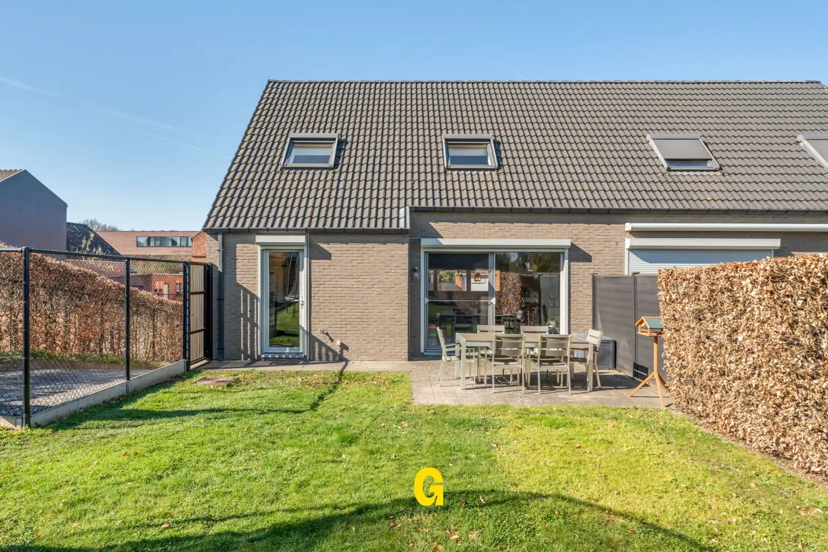 Hedendaagse woning in halfopen bebouwing met 3 slaapkamers, inpandige garage en tuin op 7a 48ca - EPC label A foto 26