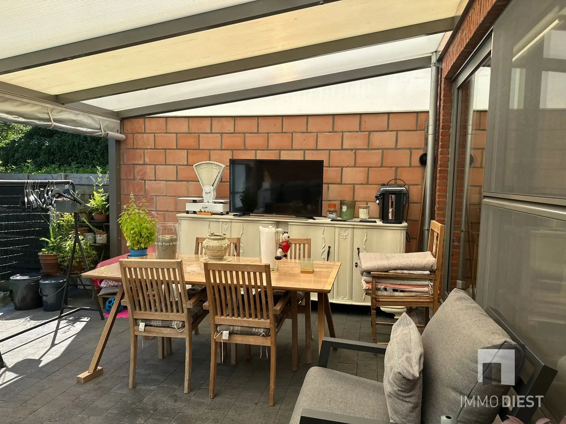 Zonnige woning met 3 slpks, garage en tuin foto 25