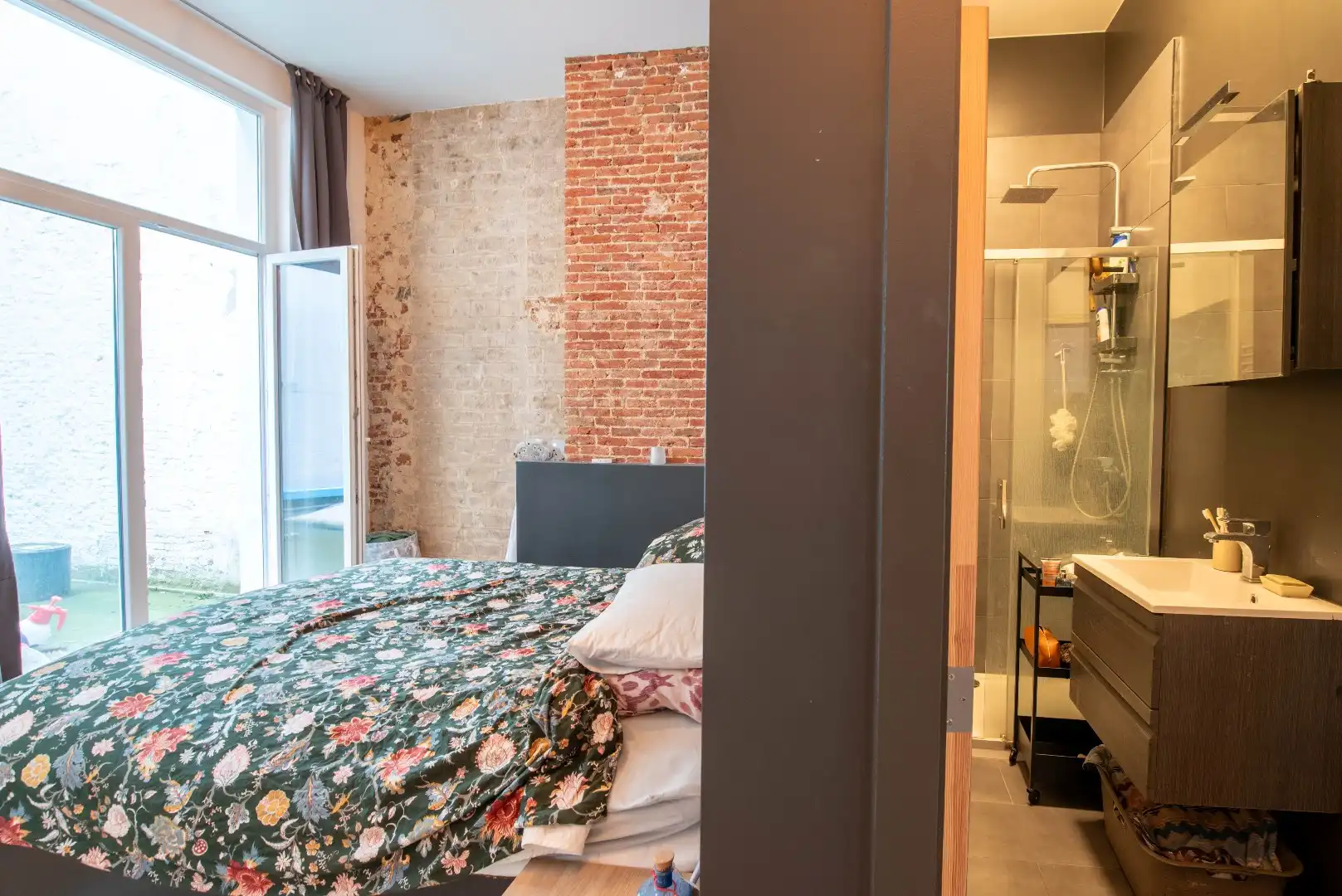 Super leuk 2 slaapkamer appartement op centrale ligging! foto 14