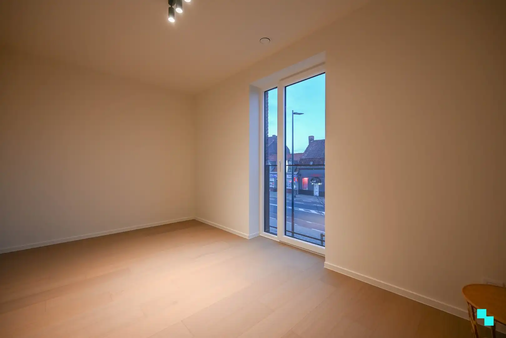 hoekappartement met aangenaam terras foto 17