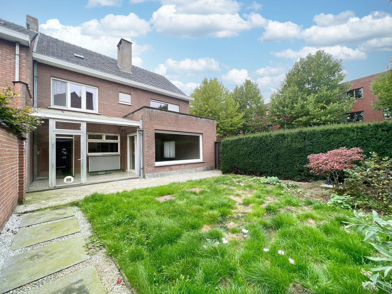 Heel ruime gezinswoning (5 slpks) met zonnige tuin!! foto 15