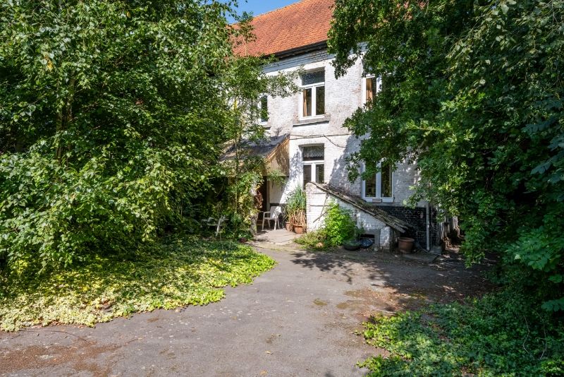 Te renoveren en te verbouwen authentieke vierkantshoeve uit de 18e eeuw foto 25