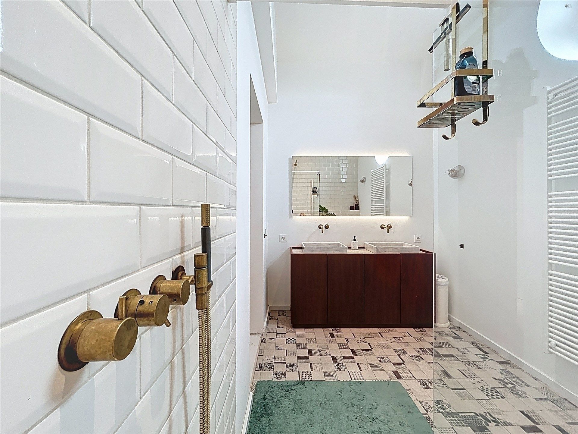 Historisch wonen in Clinge: oud-gemeentehuis met uniek karakter (400m²) foto 17