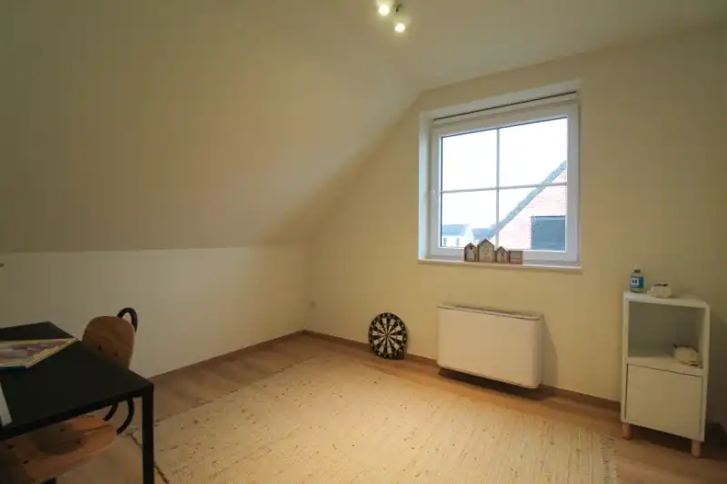 Energiezuinige halfopen woning in Meulebeke foto 8