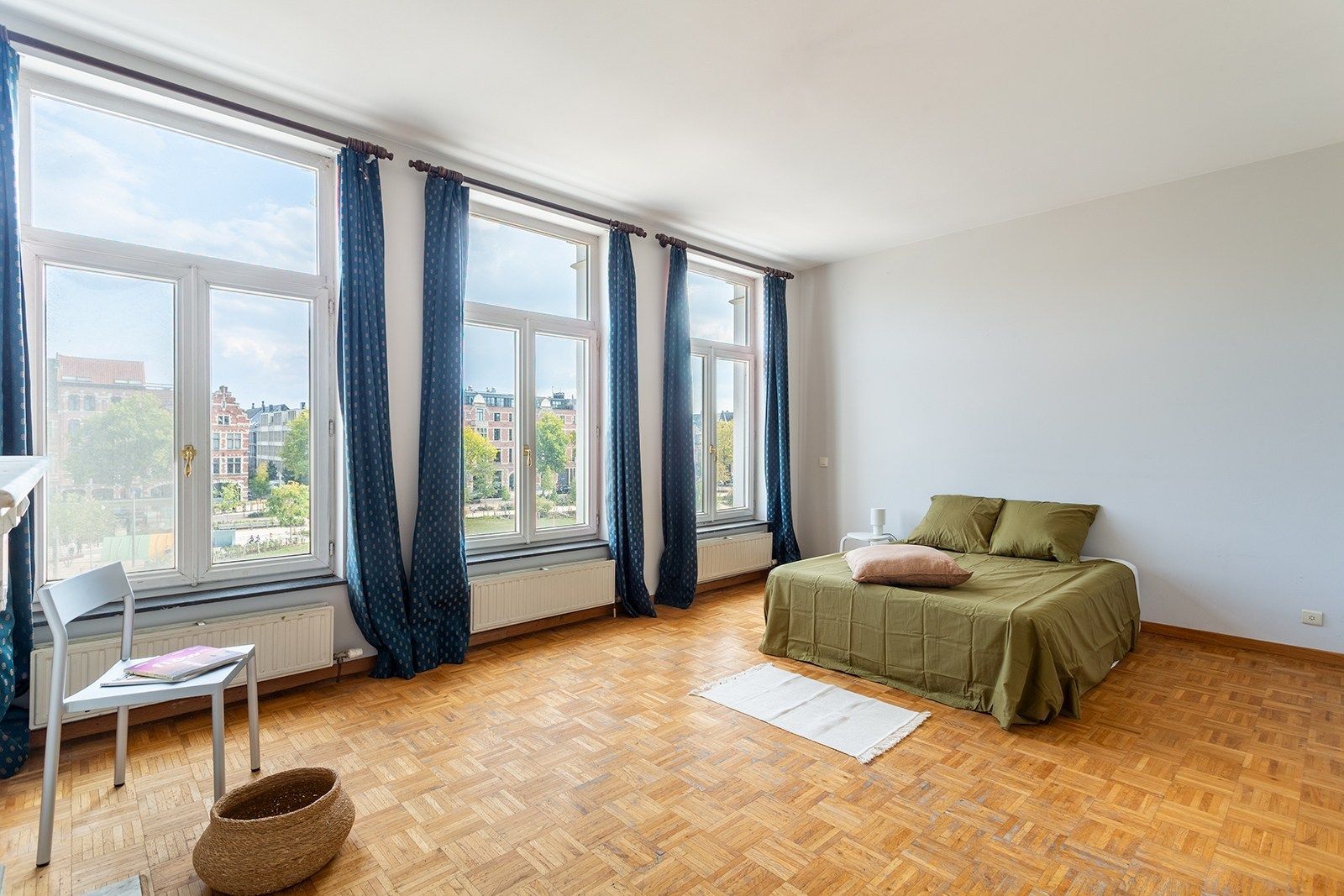 Charmante herenwoning of kantoorgebouw met zicht op de Waalsekaai foto 20