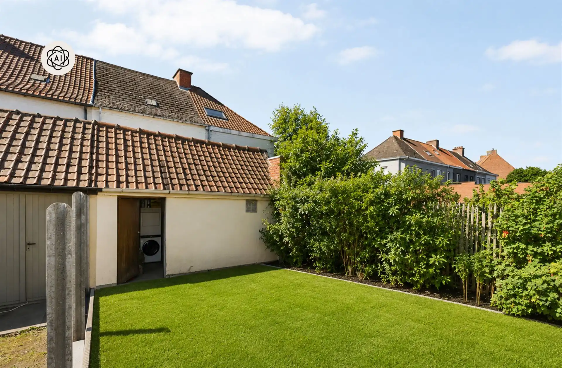 Gezellige instapklare woning met 3 slpk, koer en tuintje foto 3
