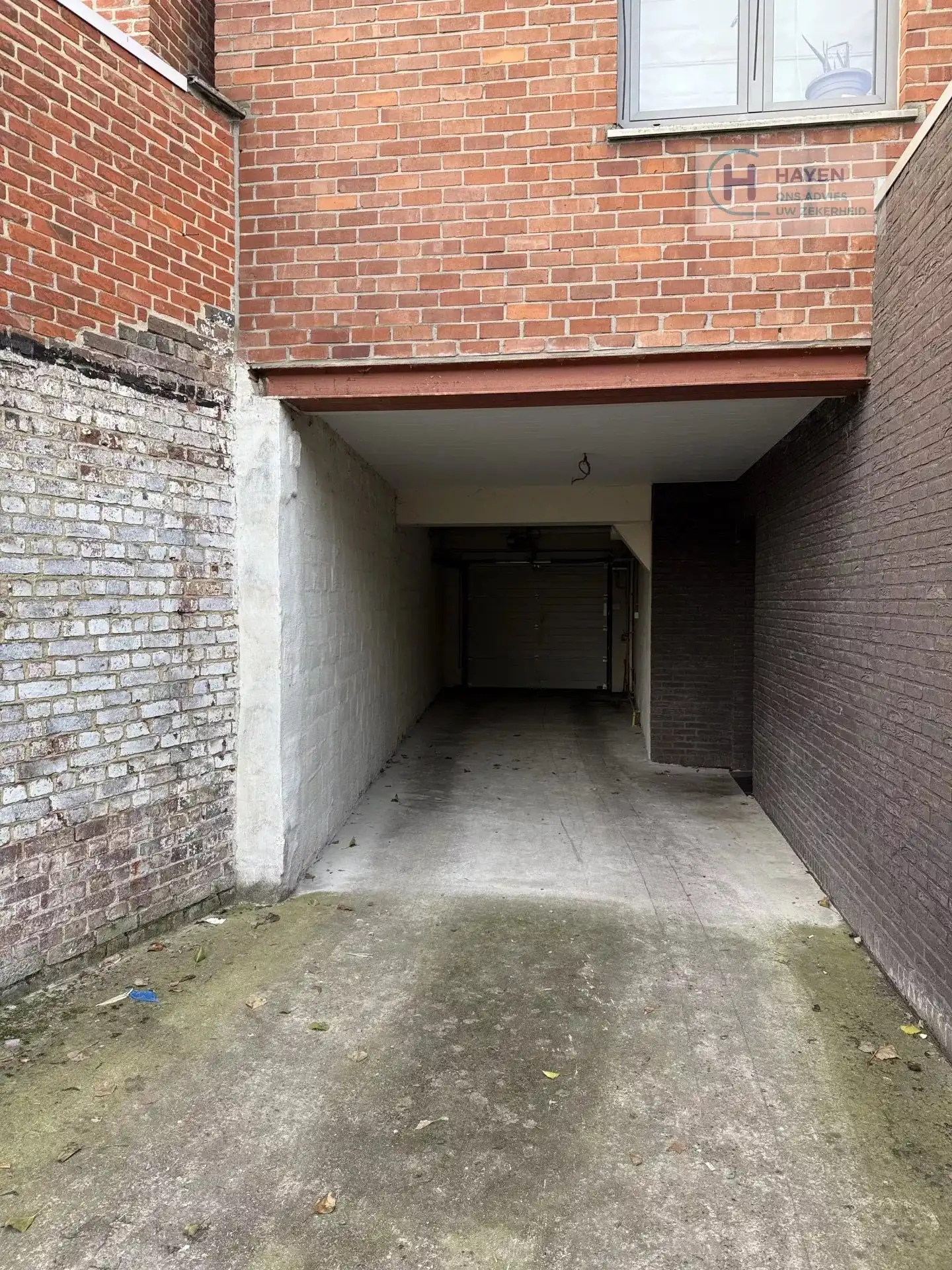 Afgesloten parkeerplaatsen te huur – Tongersesteenweg 7, Tongeren-Borgloon foto 6