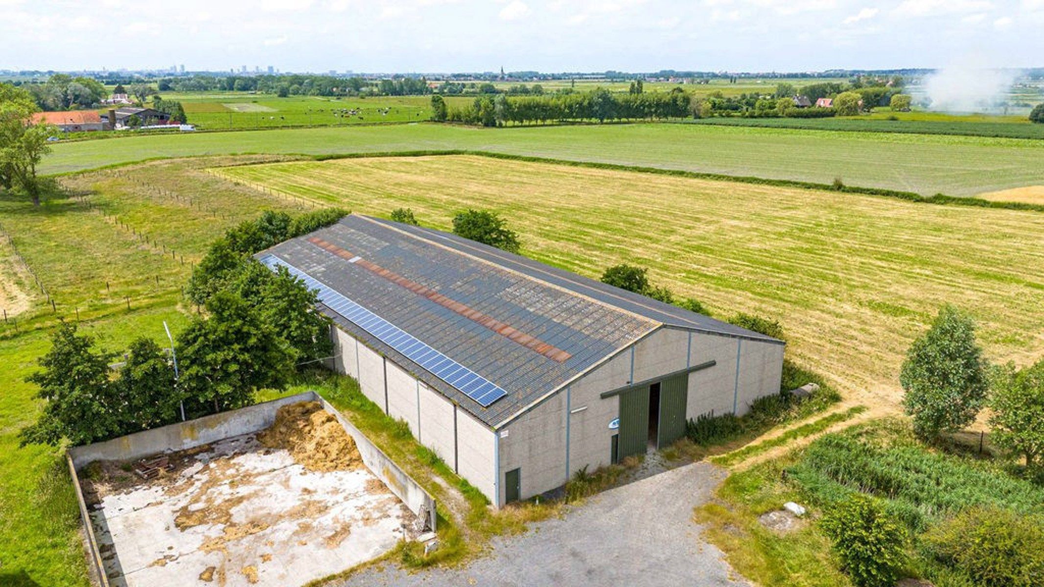 HOEVE met NIEUWE VERGUNNING voor PAARDENFOKKERIJ foto 8