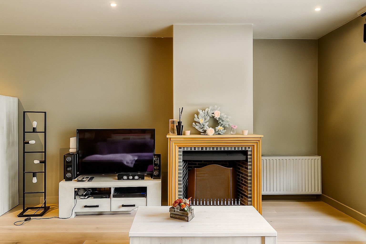 PRACHTIGE HERENWONING MET HEDENDAAGS MODERN COMFORT  foto 9