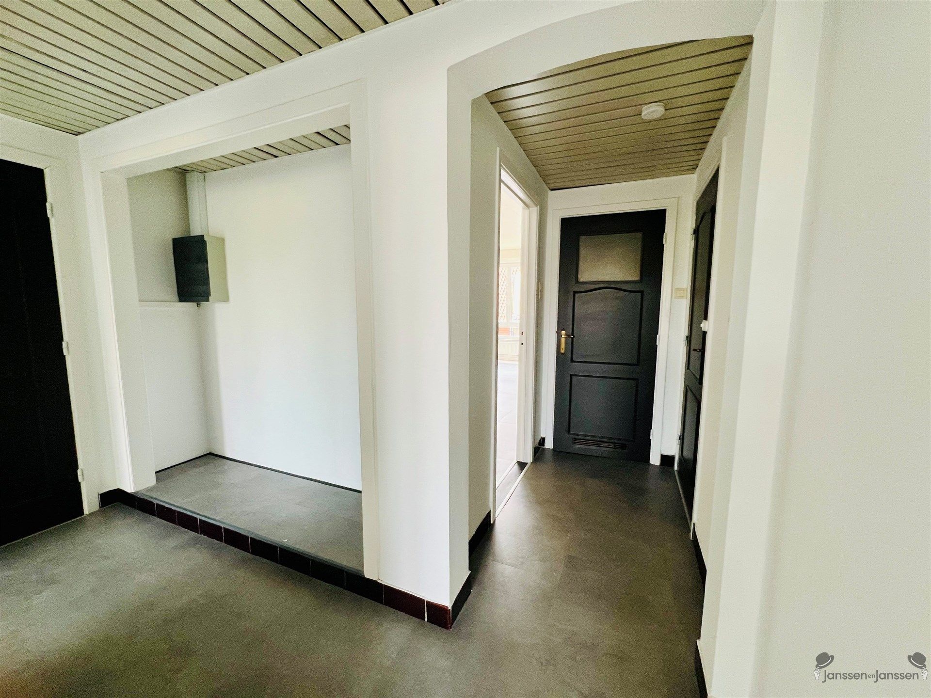 Ruim 2 slpk appartement in centrum foto 6