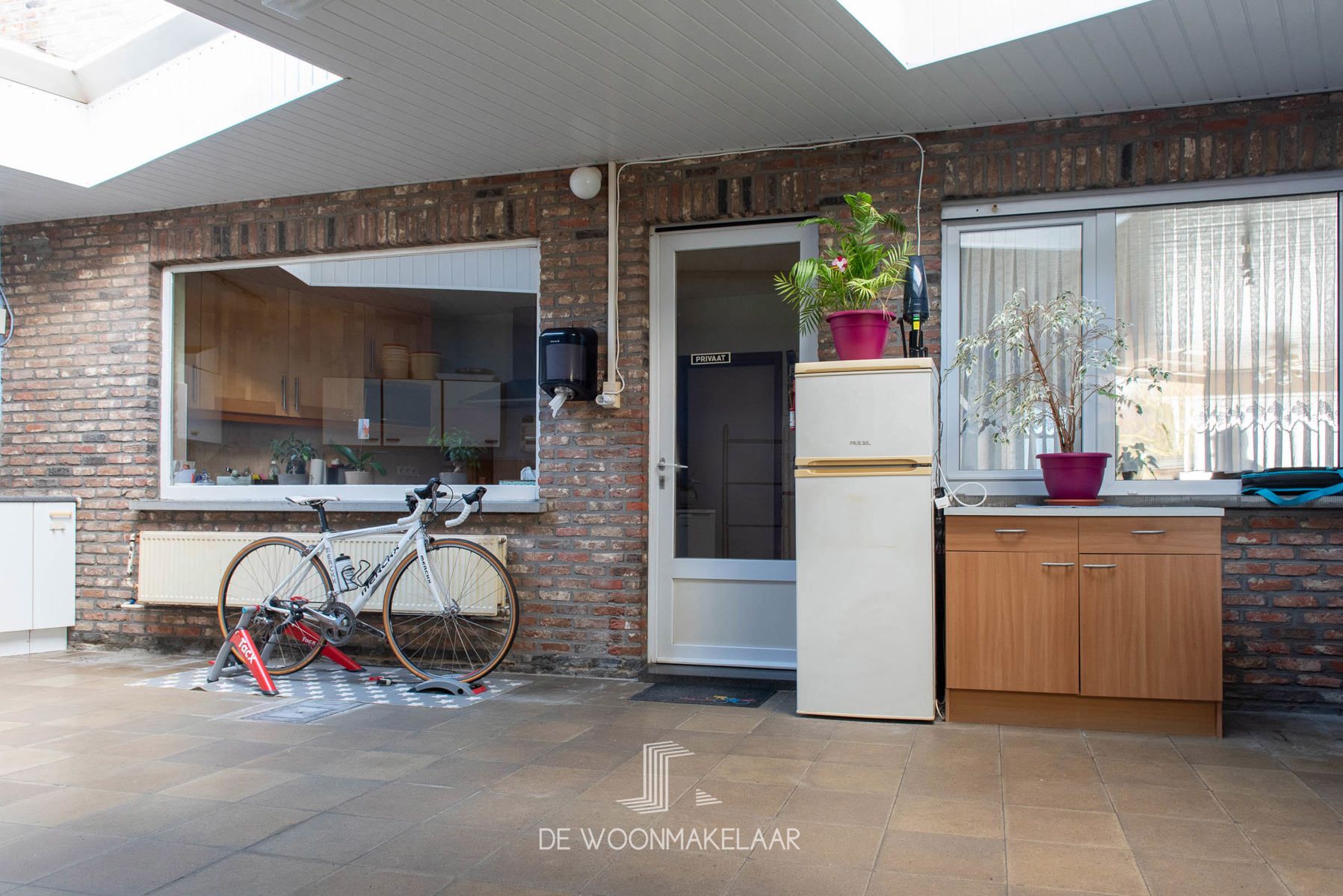 Woning met 3 slaapkamers, garage en zolder met potentieel foto 13