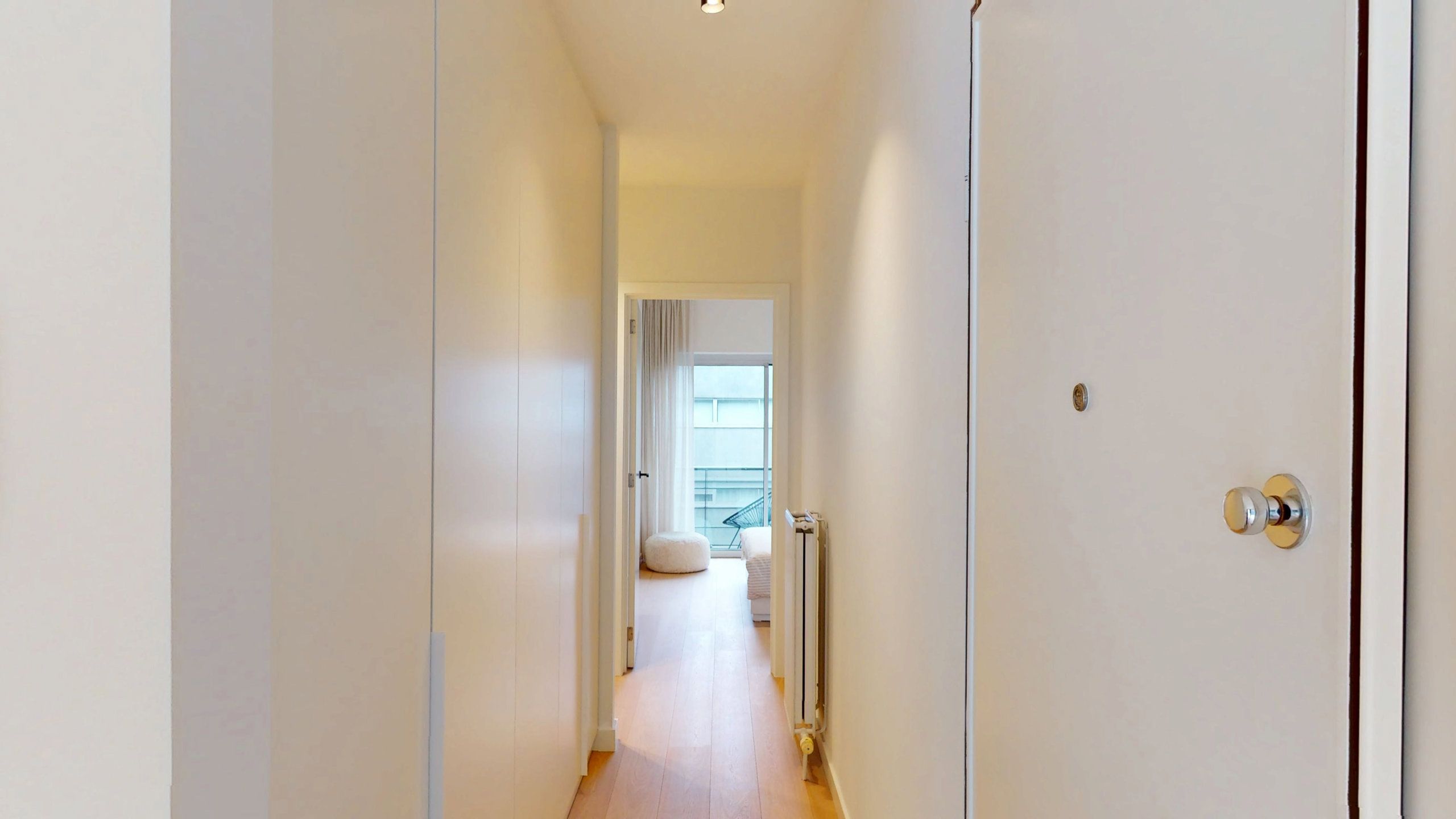 ANTWERPEN - Appartement op het Zuid met 2 ruime slaapkamers foto 5