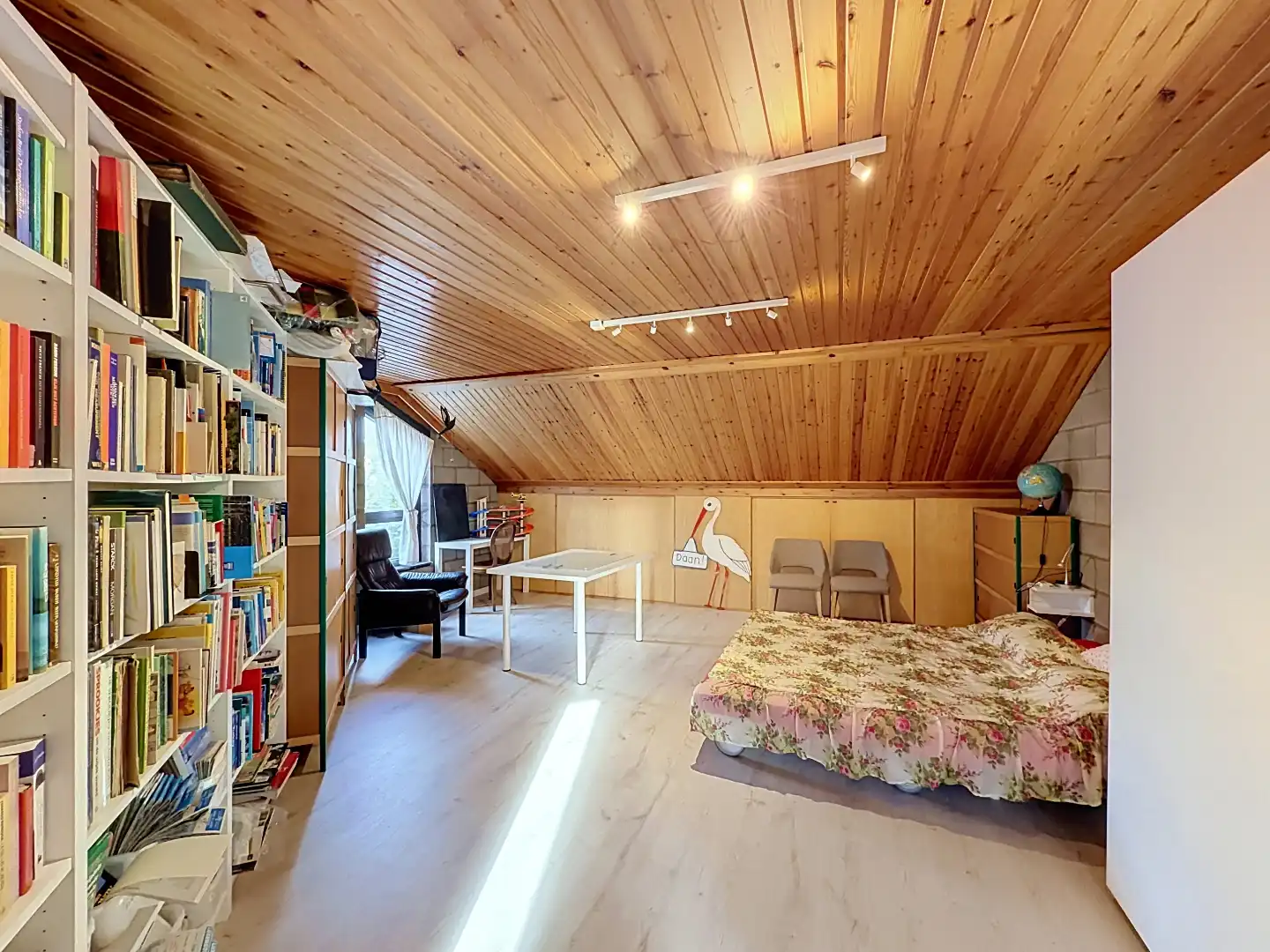 Karaktervolle vrijstaande woning op een prachtig groen perceel foto 16