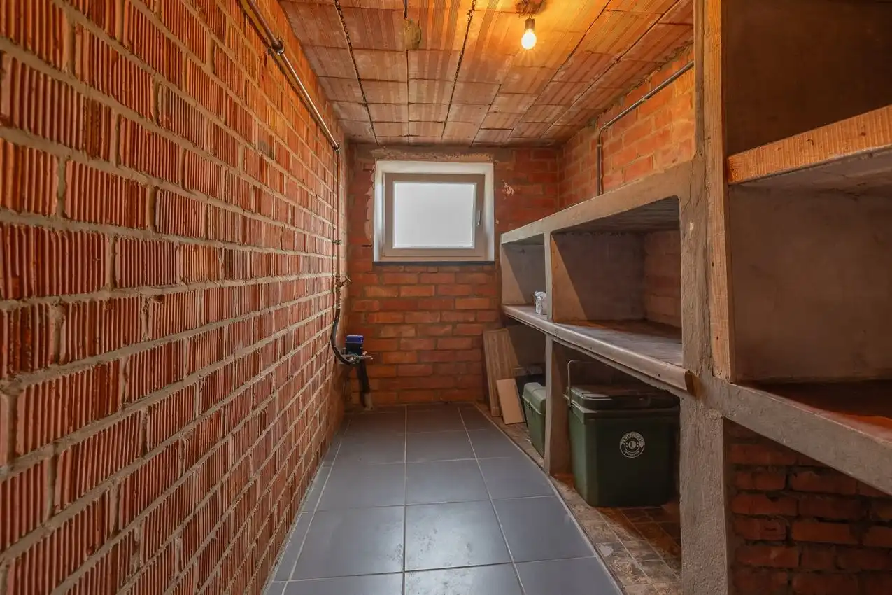 Volledig gerenoveerde woning met 3 slpk., veranda en magnifiek zicht vandaaruit foto 41