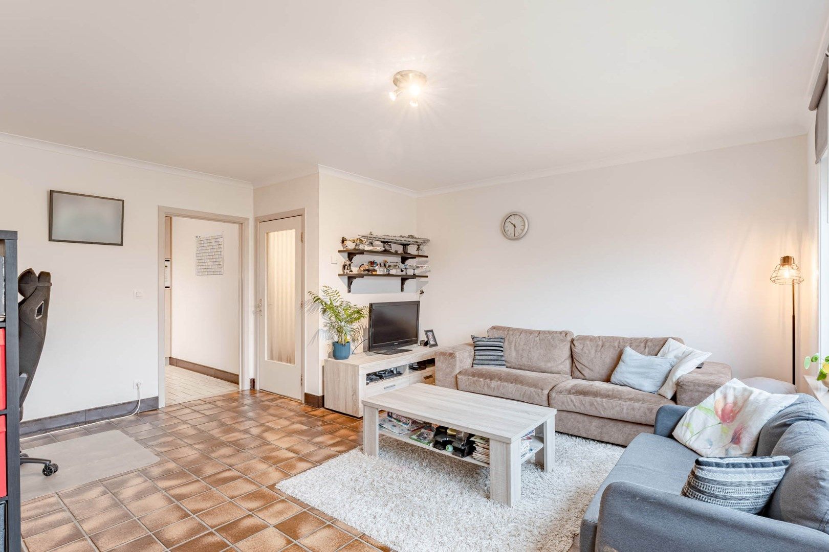 Verzorgd tweeslaapkamer-appartement met garage en berging op enkele minuutjes van het centrum van Munsterbilzen foto 9